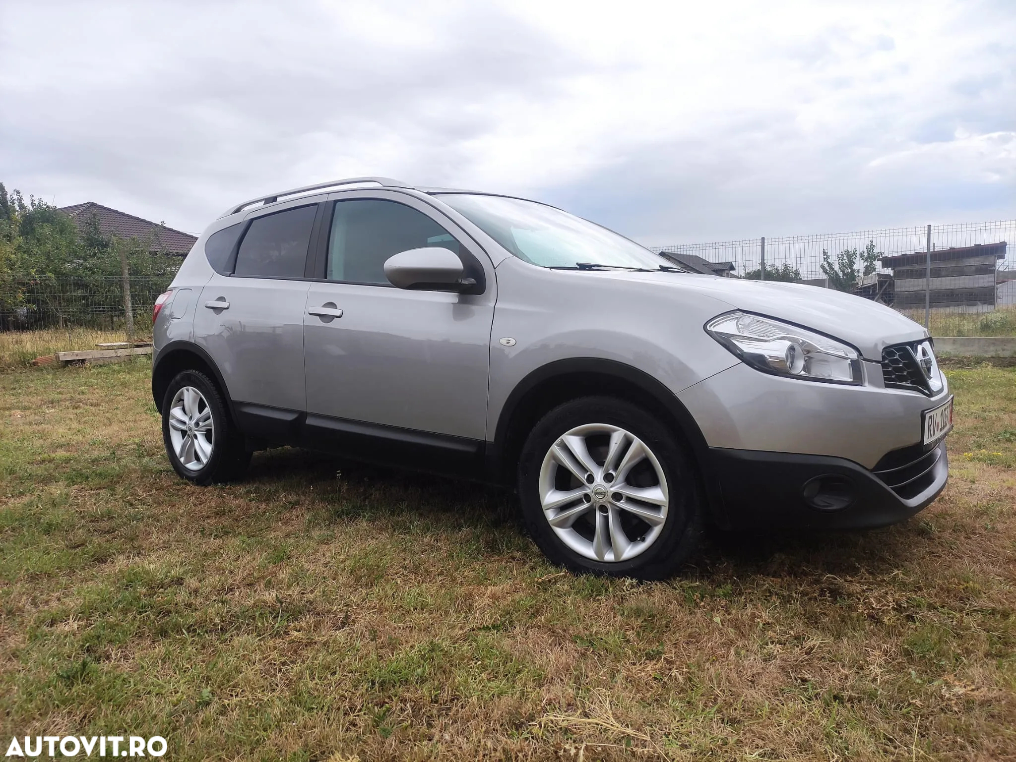 Nissan Qashqai - 2