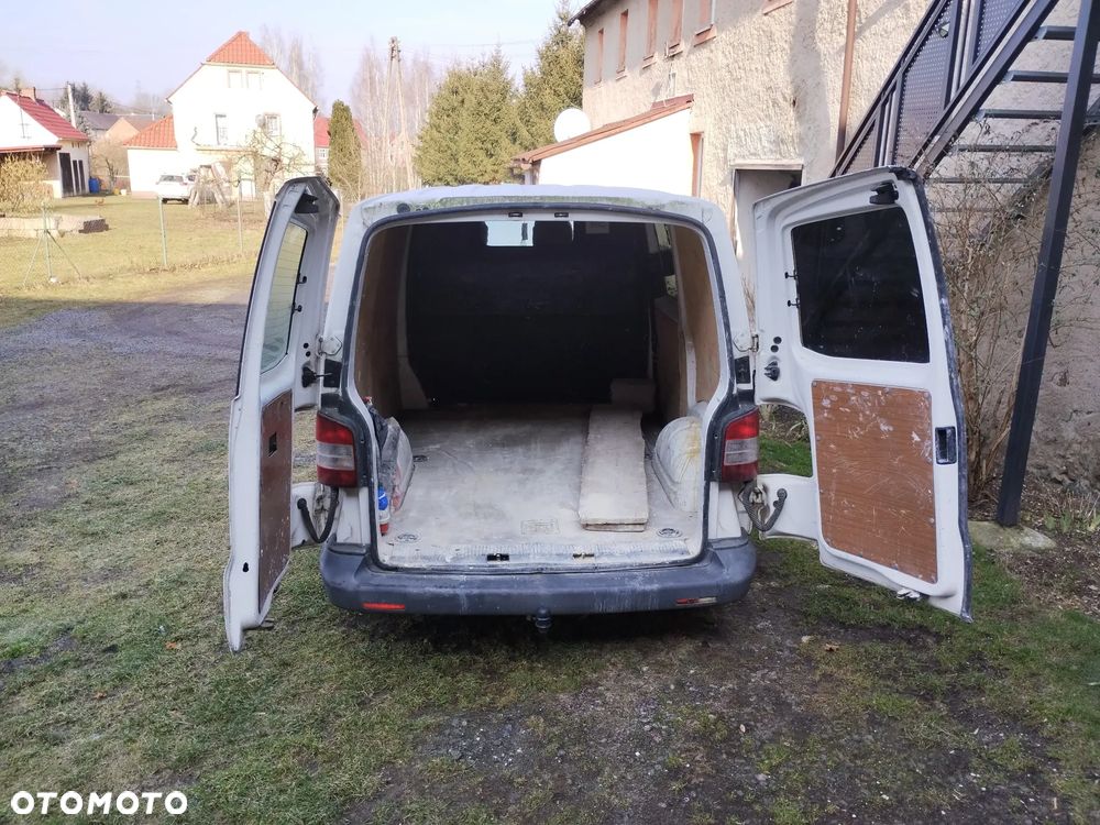 Volkswagen Transporter - 5