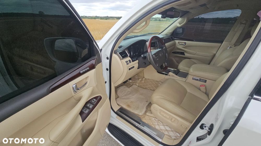 Lexus LX Standard - 10