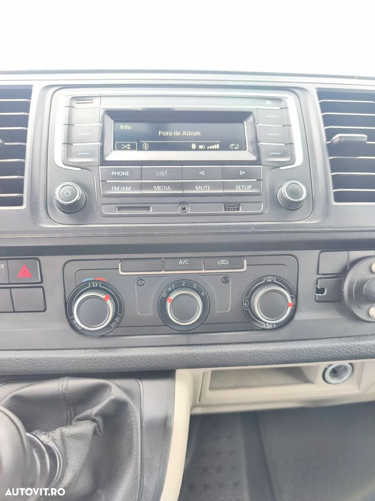Volkswagen Transporter - 18