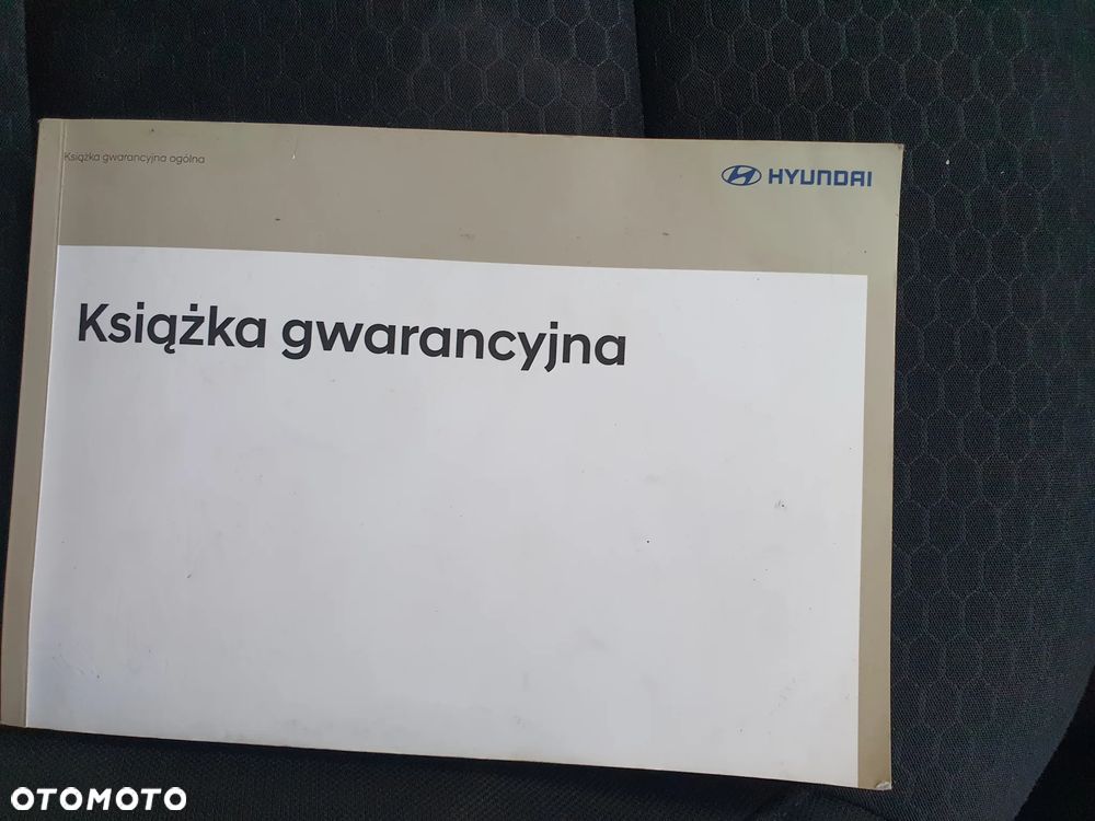 Hyundai Elantra 1.6 Comfort Premiere - 22