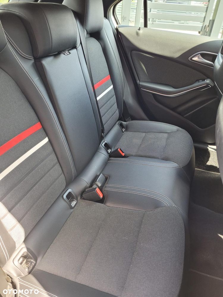 Mercedes-Benz Klasa A 180 (BlueEFFICIENCY) Style - 17