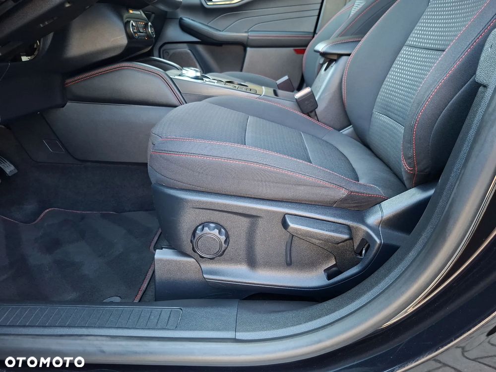 Ford Kuga 2.5 FHEV FWD ST-Line - 15