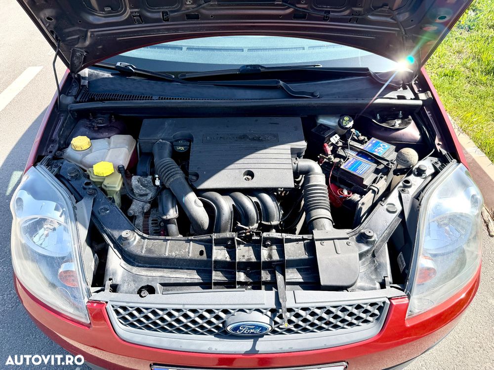 Ford Fiesta 1.4 Trend - 13