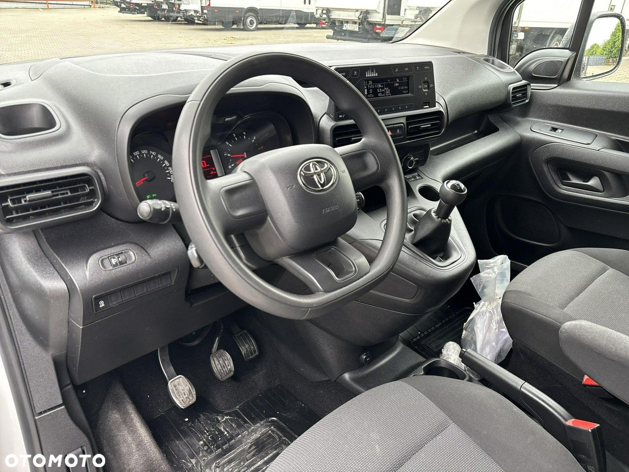 Toyota Proace City - 12