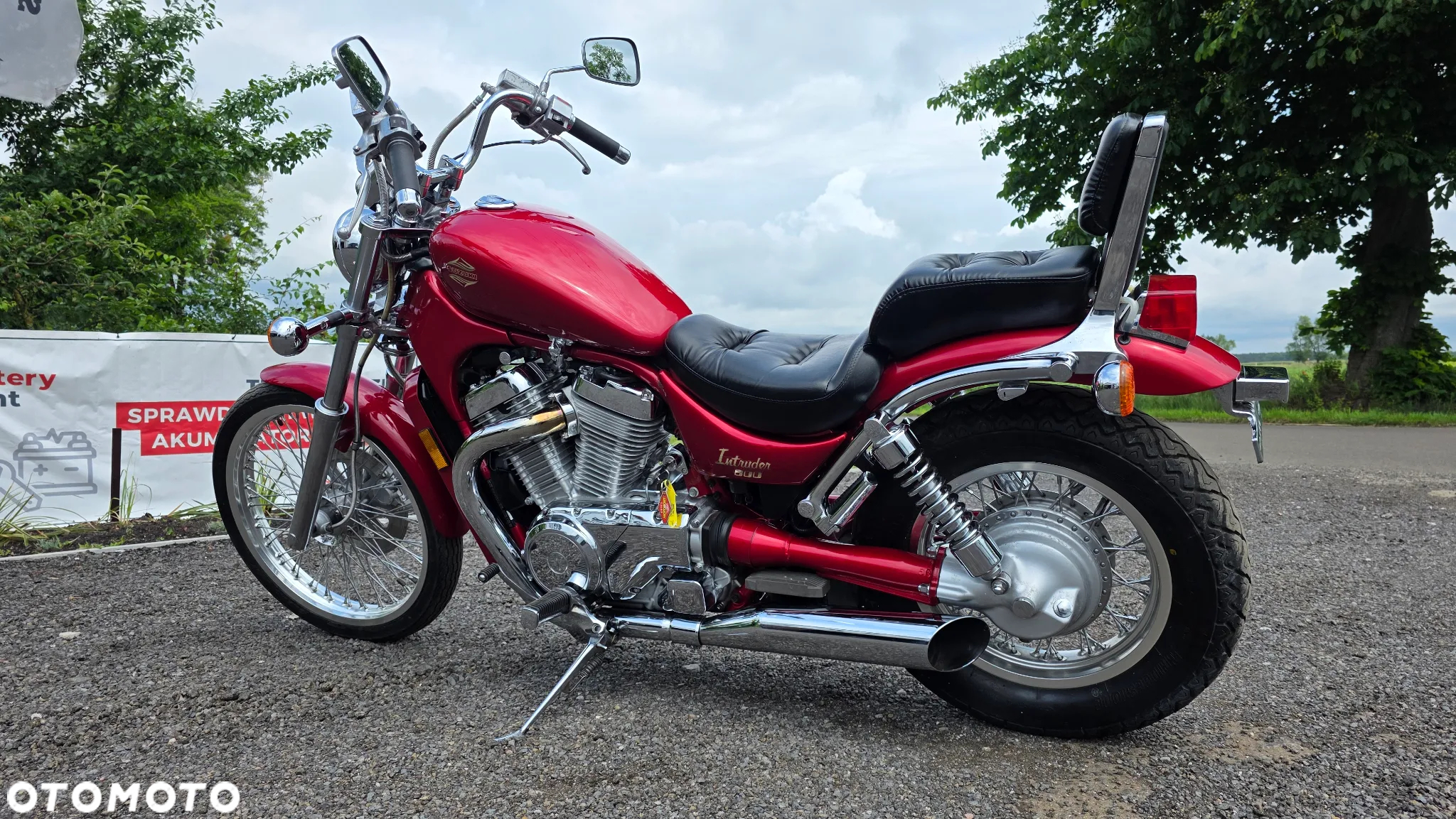 Suzuki Intruder - 4