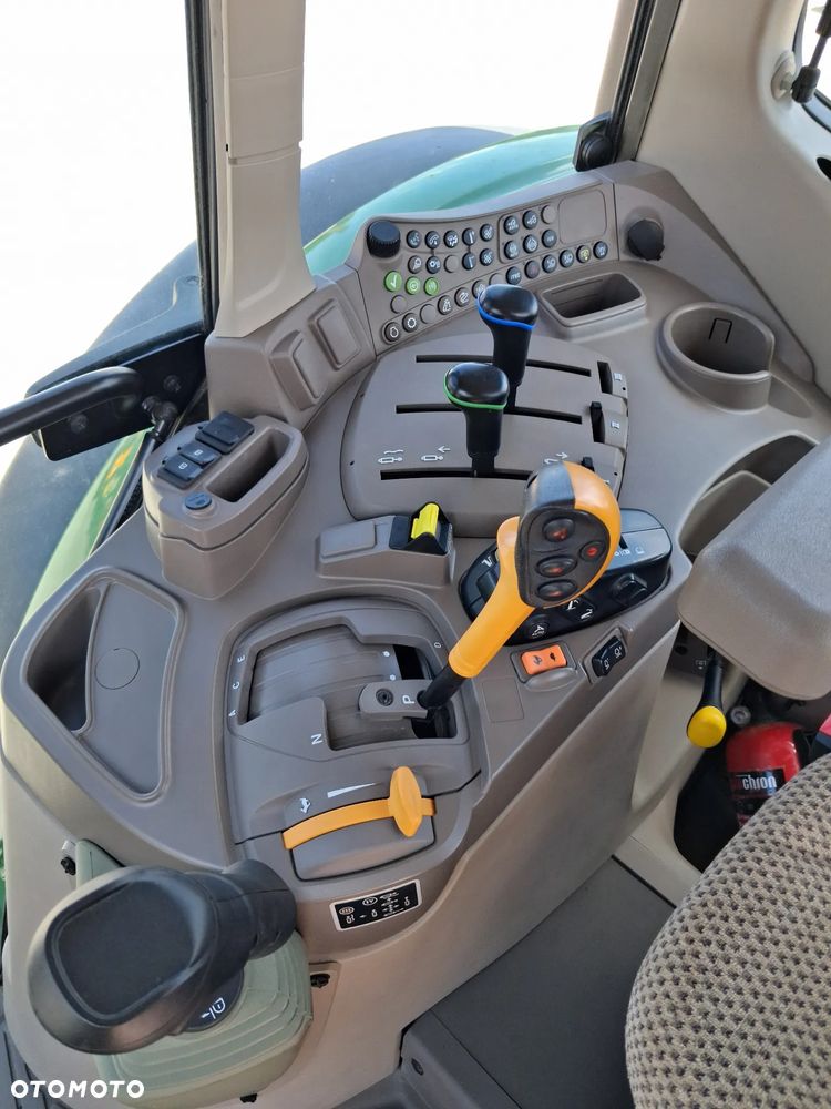 John Deere 6195M - 13