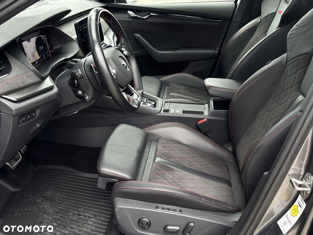 Skoda Octavia 2.0 TDI RS DSG - 12