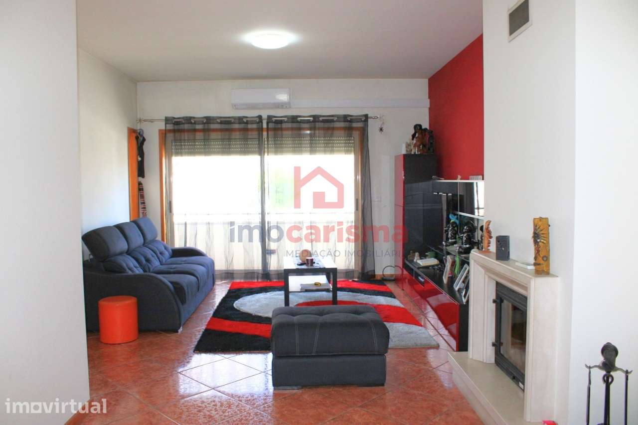 Moradia T3 em Banda em Oliveira Santa Maria, Vila Nova de Famalicão - Grande imagem: 2/36