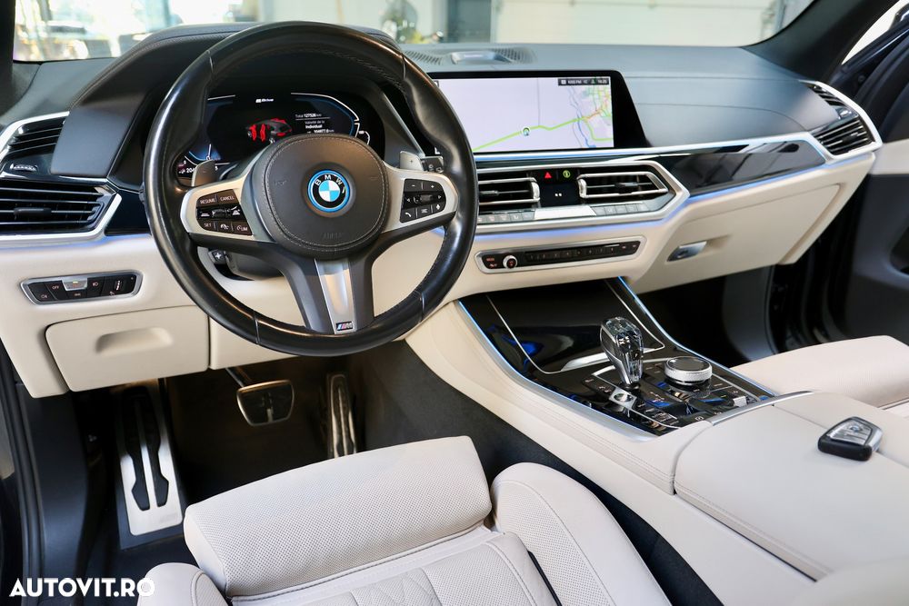 BMW X5 xDrive45e - 12