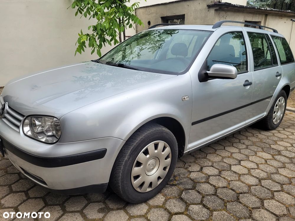 Volkswagen Golf ver-1-6-automatik-comfortline - 2