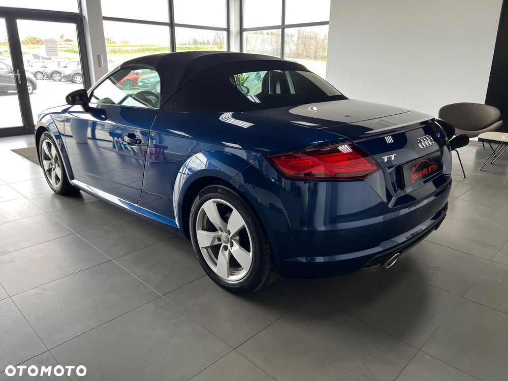 Audi TT Roadster - 14