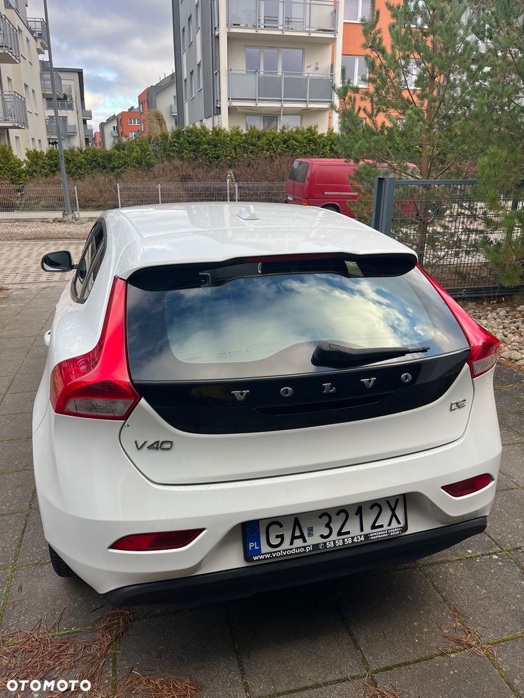Volvo V40 D2 - 4