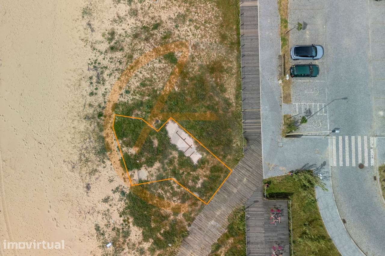 Terreno Urbano para construção de Bar | Praia da Memória - Grande imagem: 2/35
