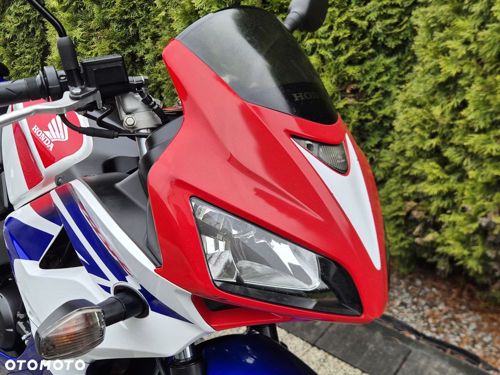 Honda CBR - 12