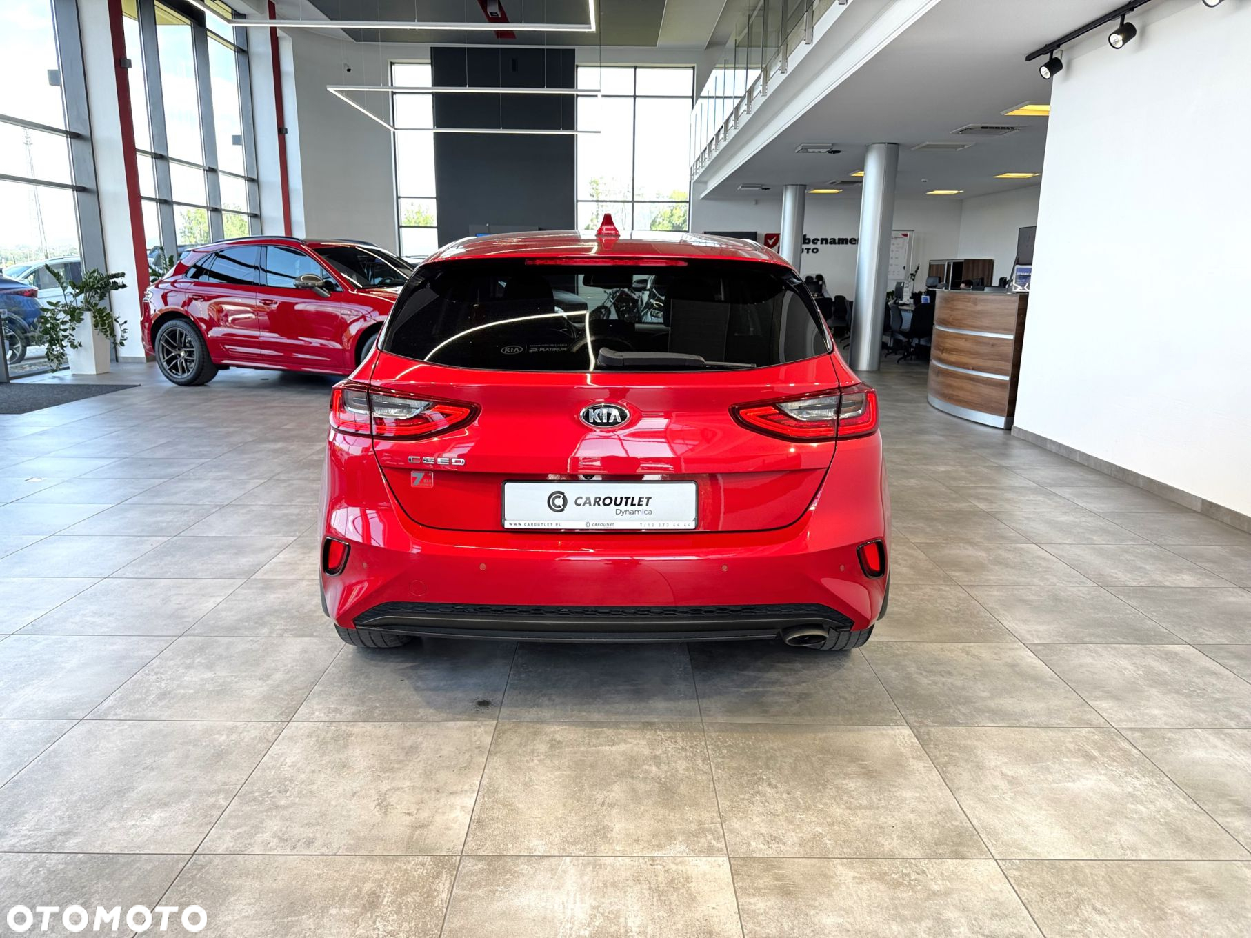 Kia Ceed - 8