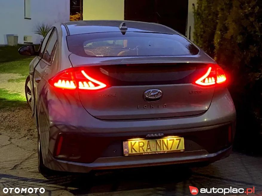 Hyundai IONIQ Electric Premium - 5