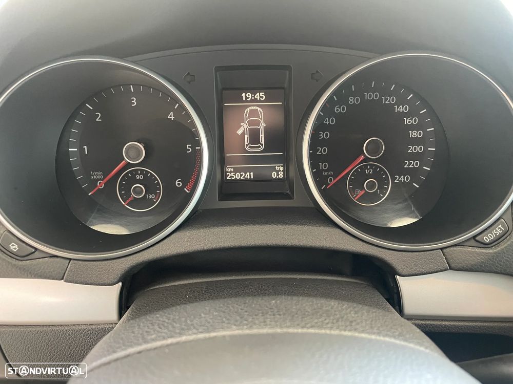 VW Golf 2.0 TDi DPF Style - 22