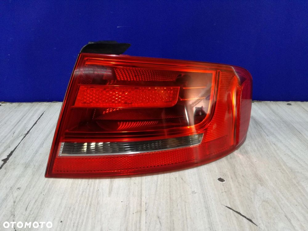 Audi A4 B8 8K lampa reflektor prawa tył tylna Sedan 07/11 - 2