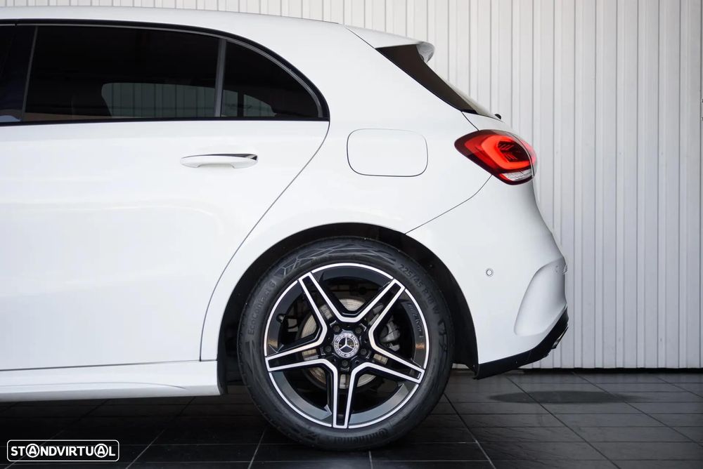 Mercedes-Benz A 180 d AMG Line - 12