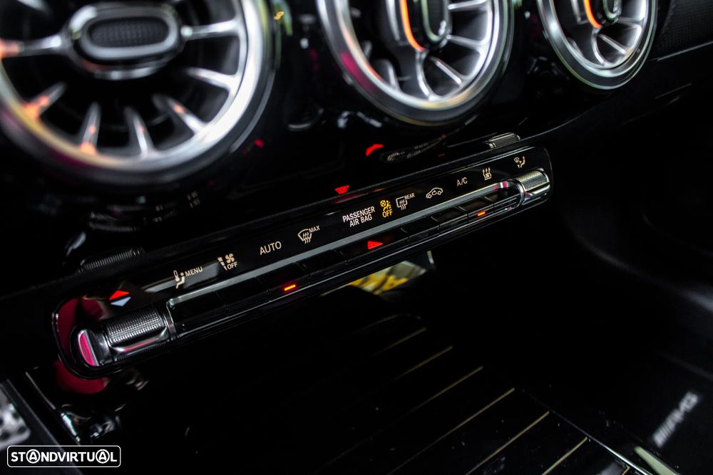 Mercedes-Benz A 250 e AMG Line - 23