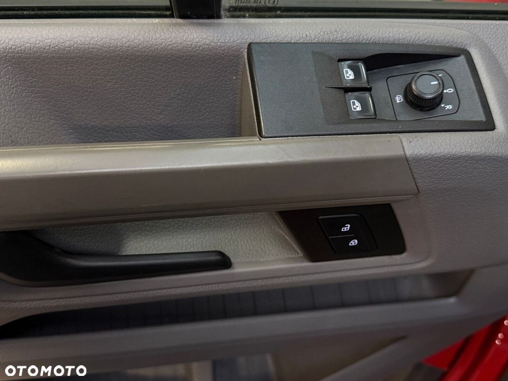 Volkswagen Crafter FURGON 4.490 35 2.0 TDI 103 kW 6-G - 14