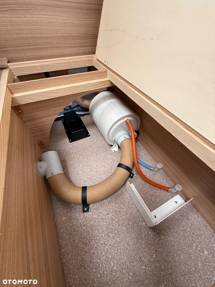 Dethleffs Camper 500 QSK Nomad Aero - 36