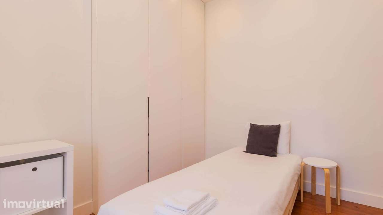 Spacious 4BDR Flat in Areeiro - Grande imagem: 3/43
