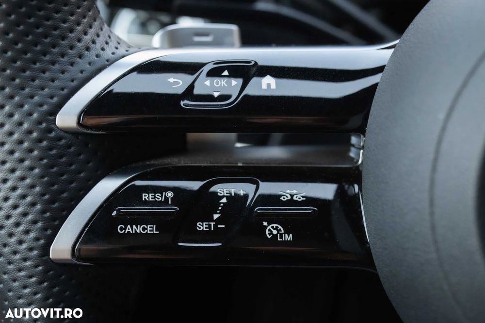 Mercedes-Benz E - 25