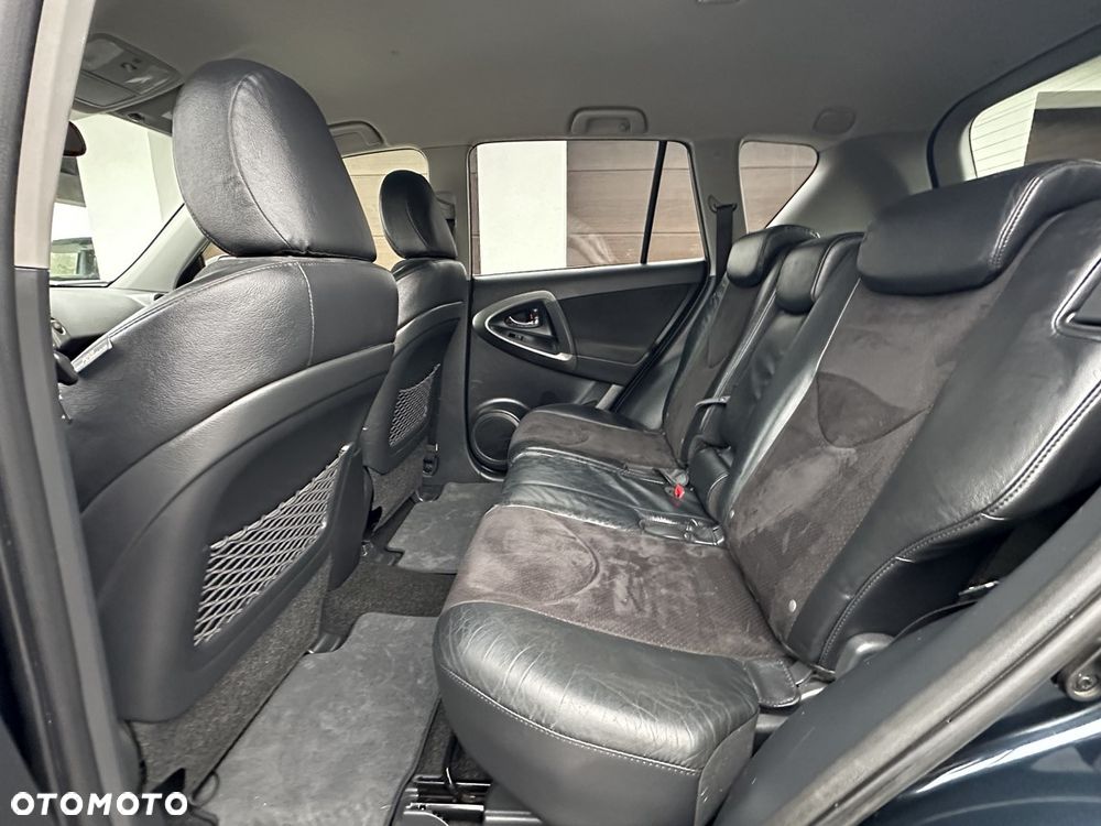 Toyota RAV4 2.0 VVT-i Premium - 18