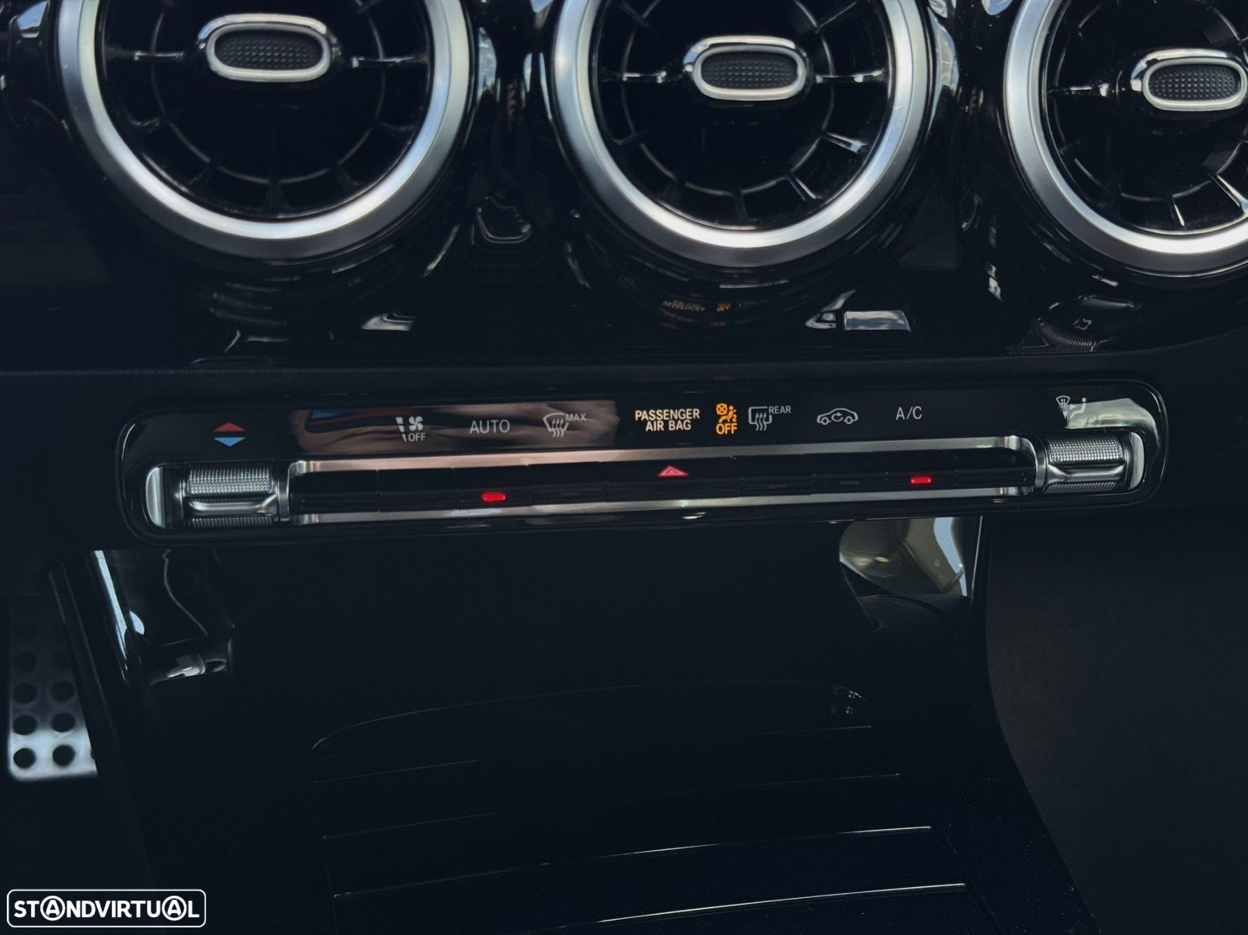 Mercedes-Benz CLA 180 d Shooting Brake AMG Line Aut. - 55