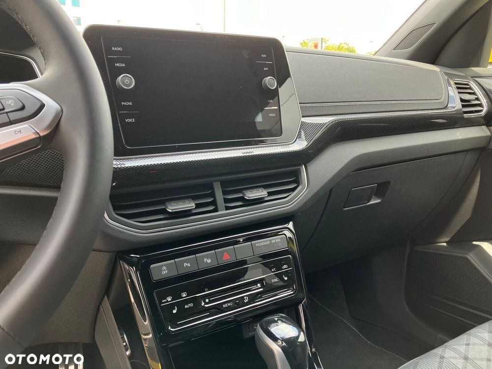 Volkswagen T-Cross - 16