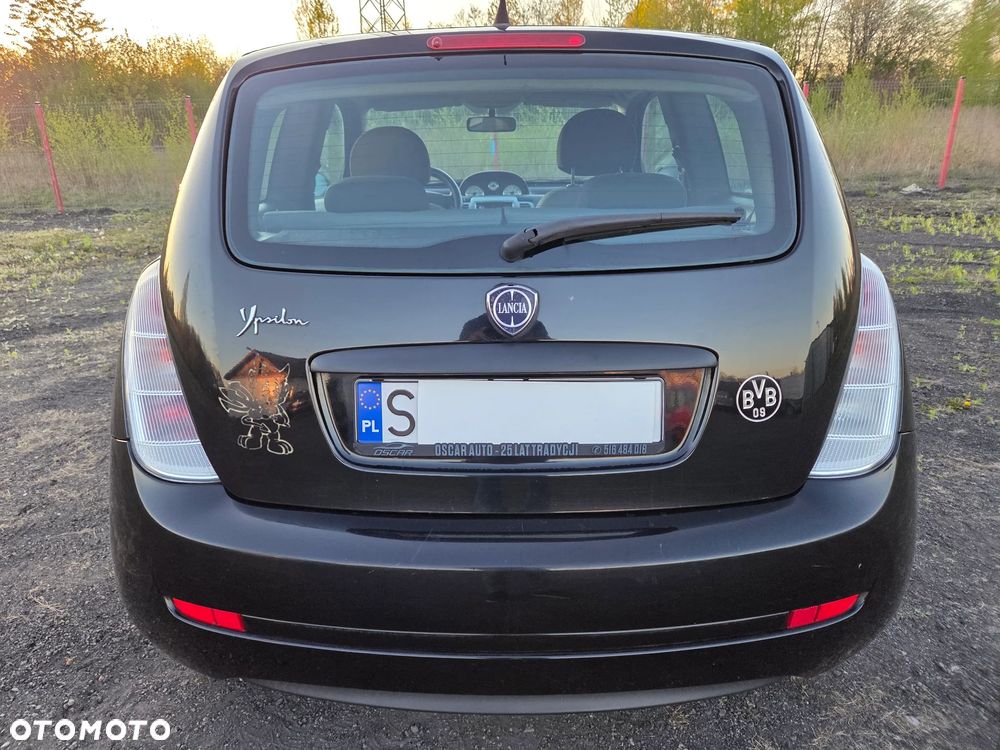 Lancia Ypsilon Y 1.2 8v Oro - 14