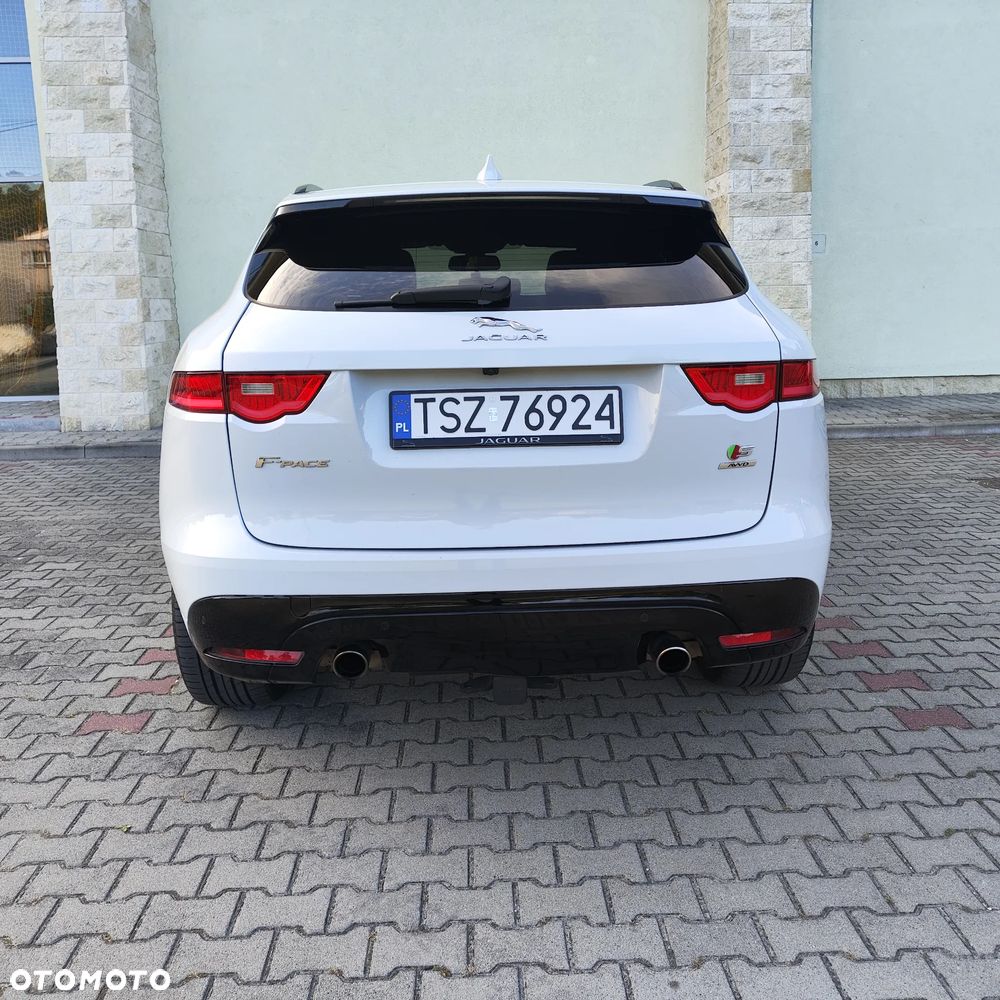 Jaguar F-Pace S AWD - 12