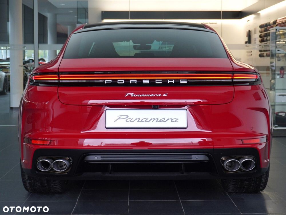 Porsche Panamera 4 - 16