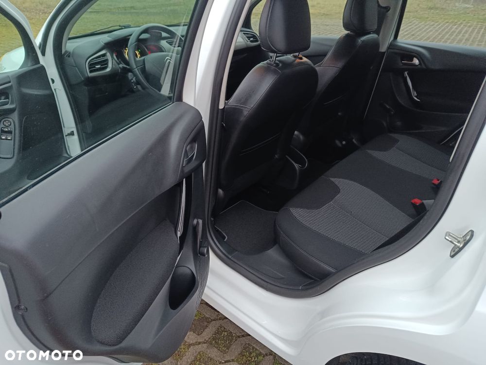 Citroën C3 Pure Tech (VTi) 82 Exclusive - 16