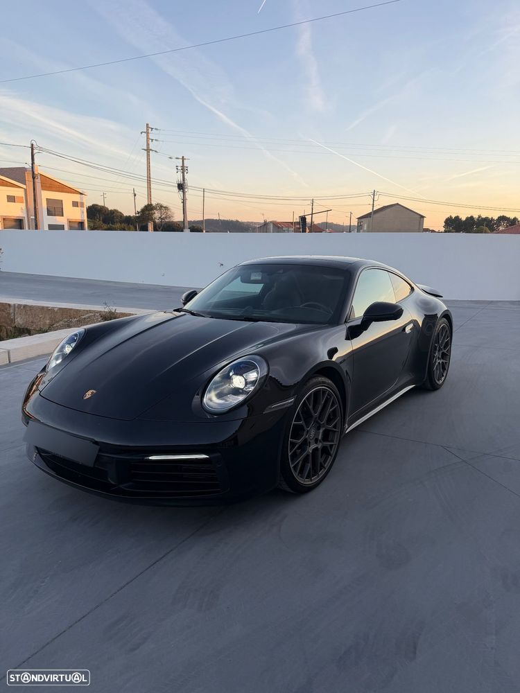 Porsche 911 (992) - 2