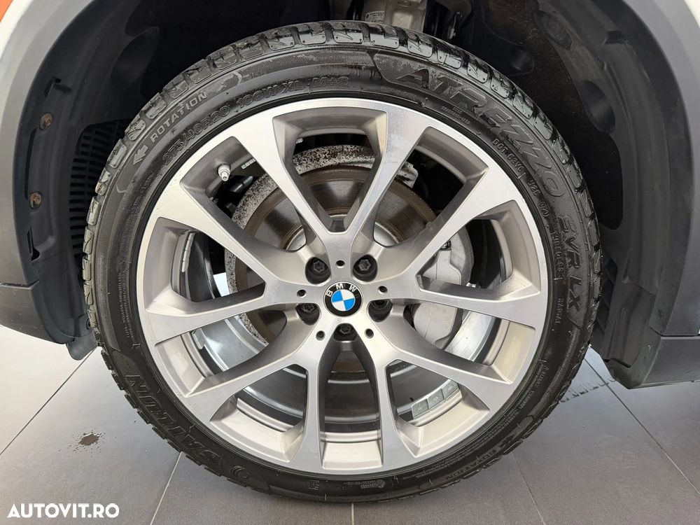 BMW X5 xDrive40i xLine - 28