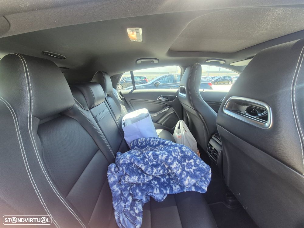 Mercedes-Benz CLA 220 (CDI) d 7G-DCT AMG Line - 8