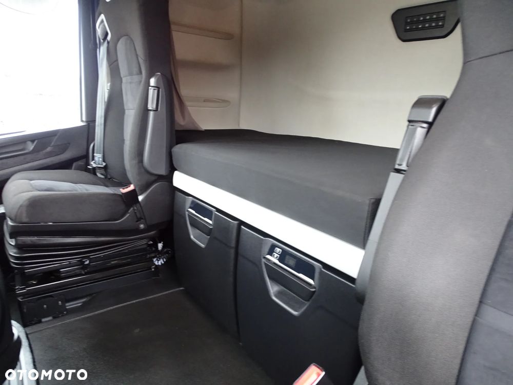 Iveco S-Way, Retarder, Hydraulika, Lodówka - 9