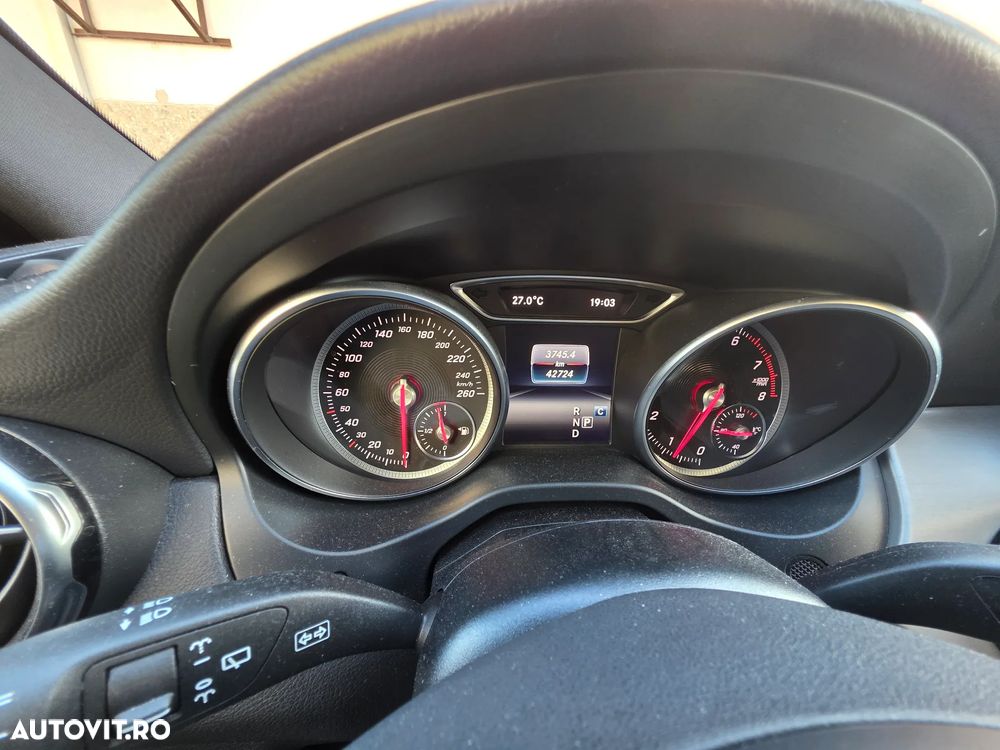 Mercedes-Benz GLA - 6
