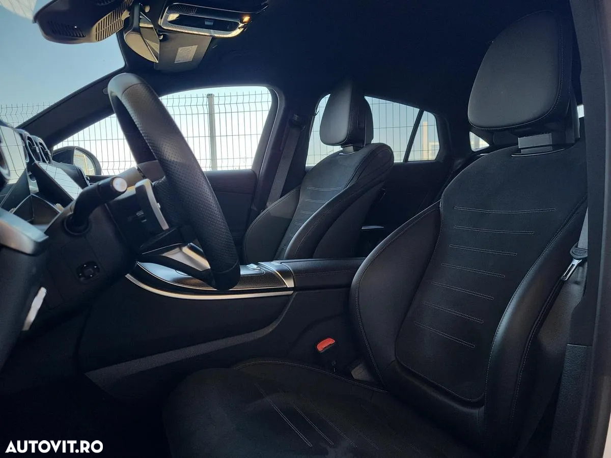 Mercedes-Benz GLC 300 e 4MATIC - 11