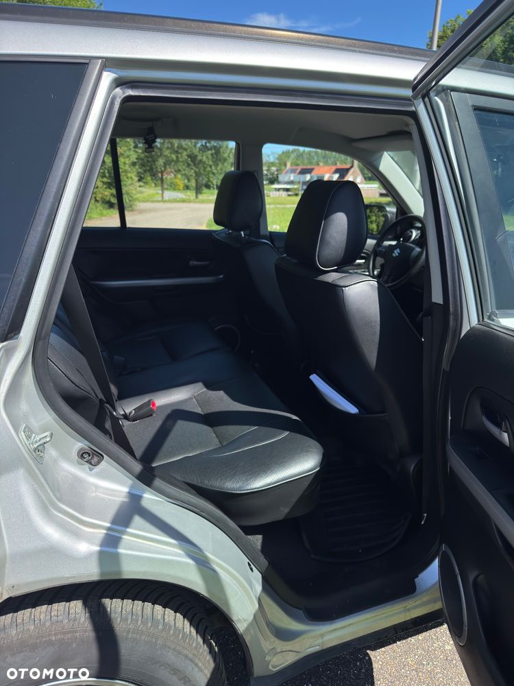 Suzuki Grand Vitara 2.0 Comfort - 14