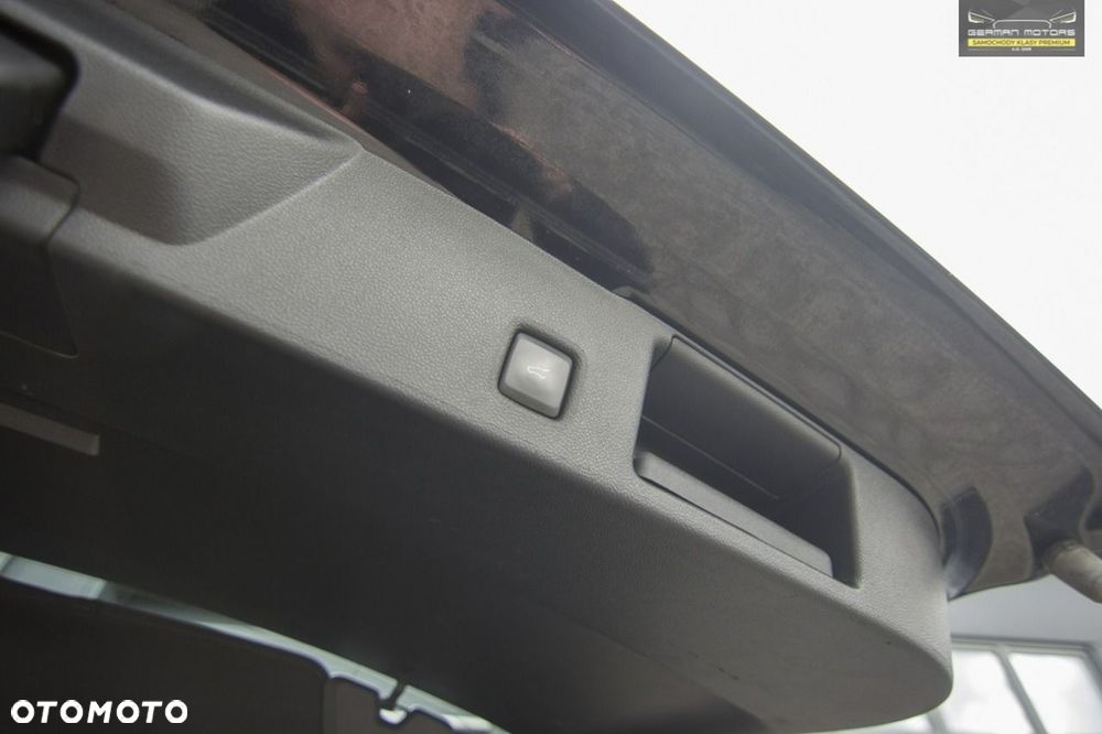 Ford Kuga - 31