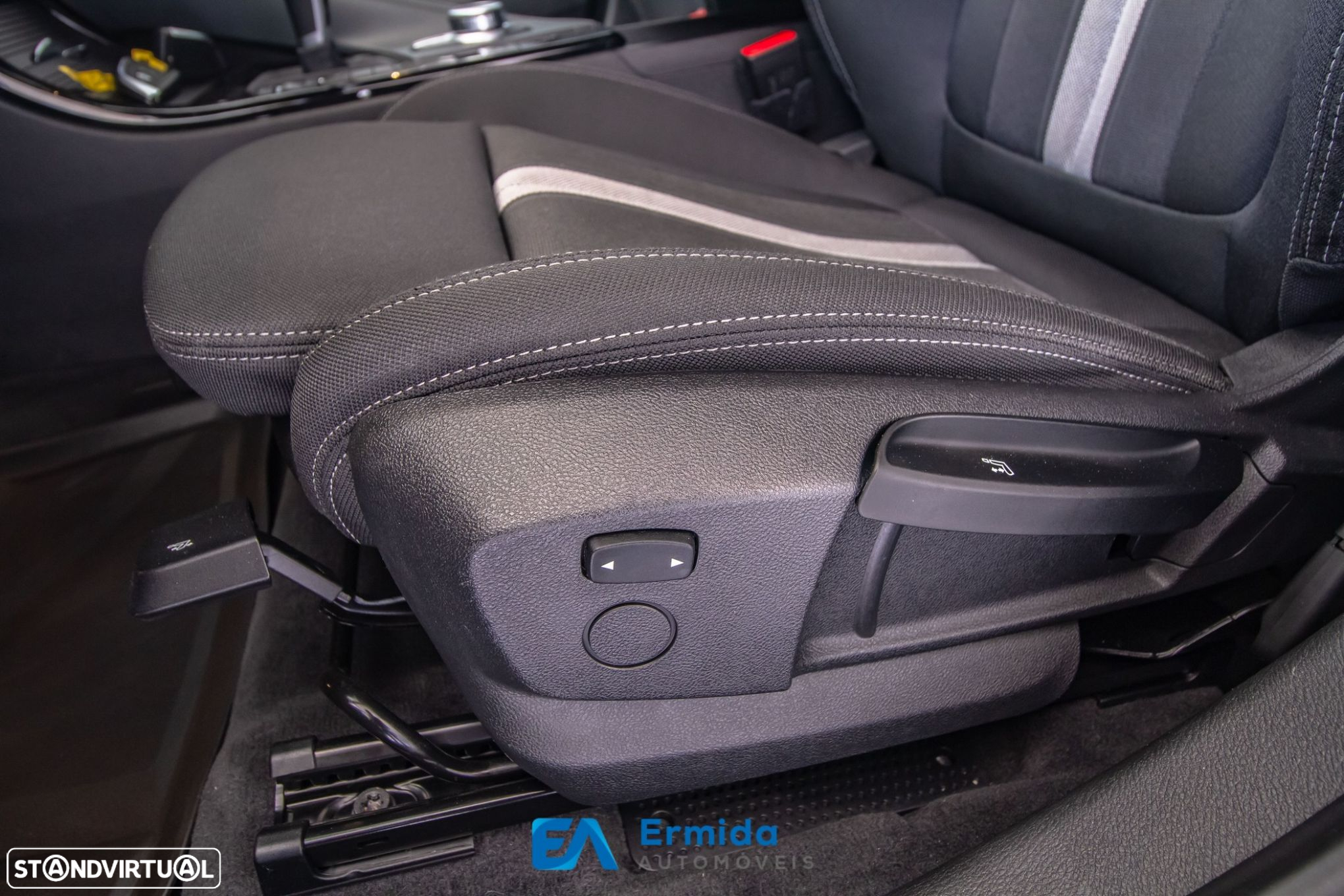 BMW X2 16 d sDrive Auto Advantage - 32