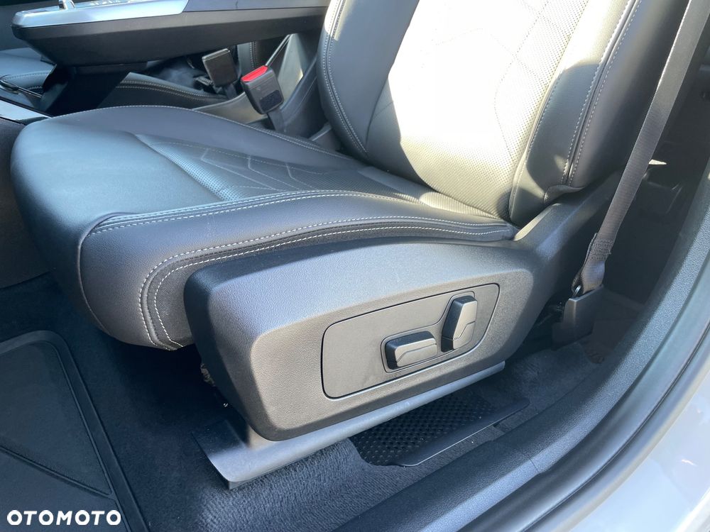 BMW X1 xDrive23i mHEV xLine - 19