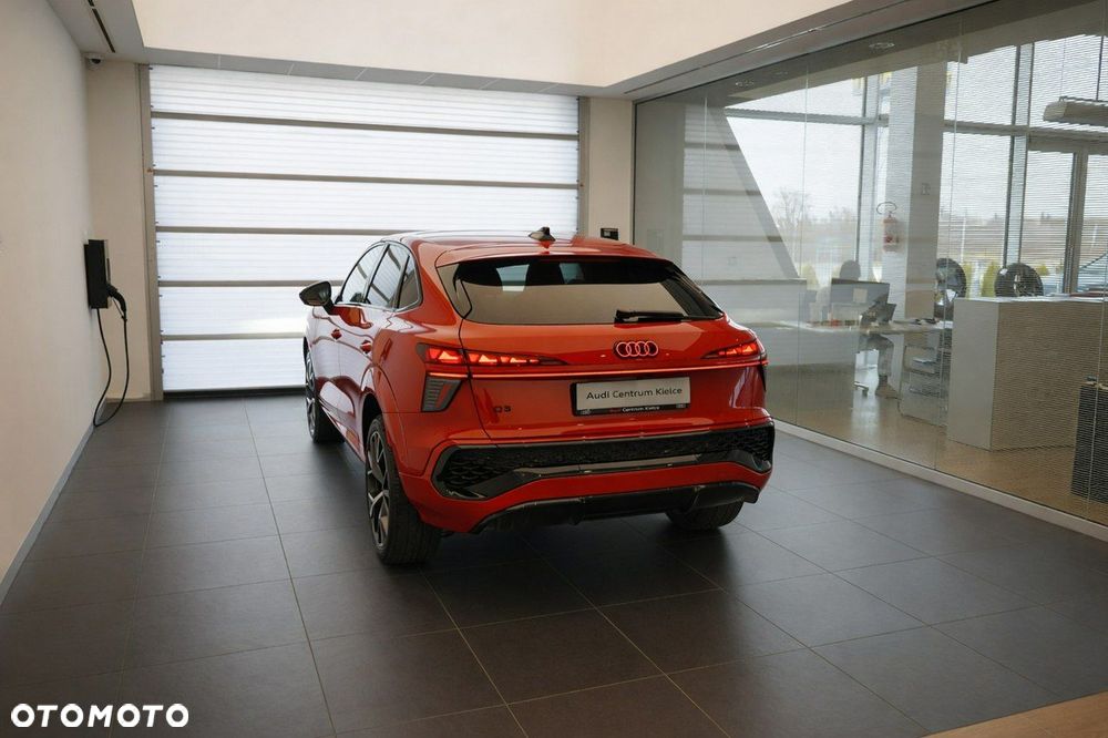 Audi Q3 Sportback - 7