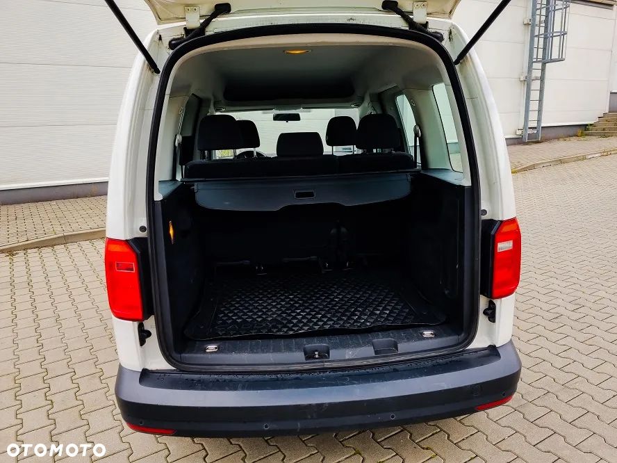 Volkswagen Caddy 2.0 TDI Comfortline - 23