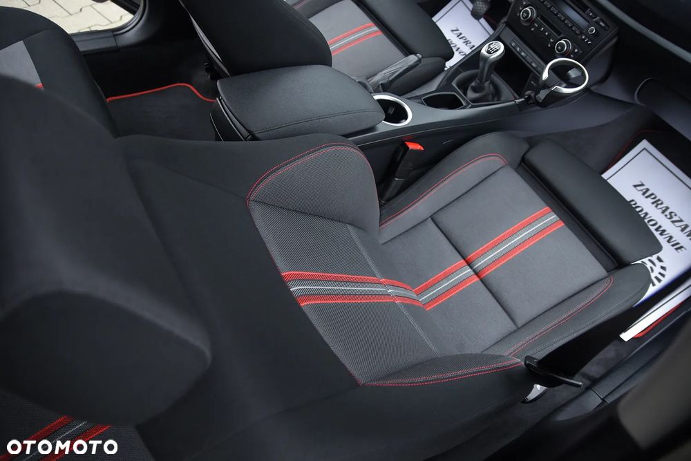 BMW X1 sDrive18d Sport Line - 31