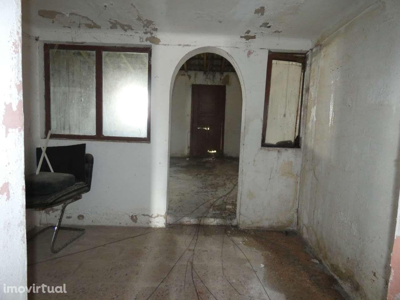 Moradia em ruinas em Muge - Grande imagem: 4/18